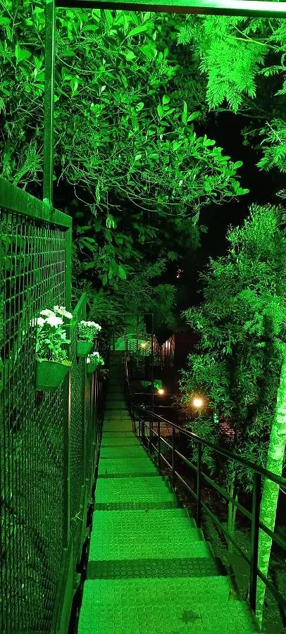 Santhi Hill View Resort Munnar 3*,
