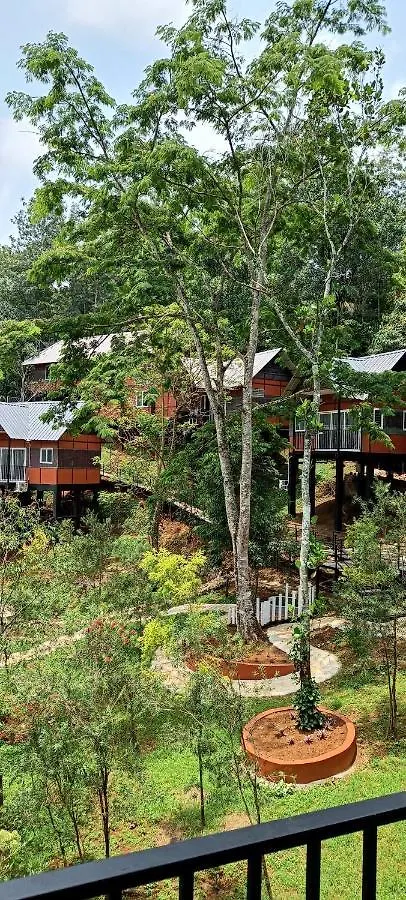 Santhi Hill View Resort Munnar Hotel