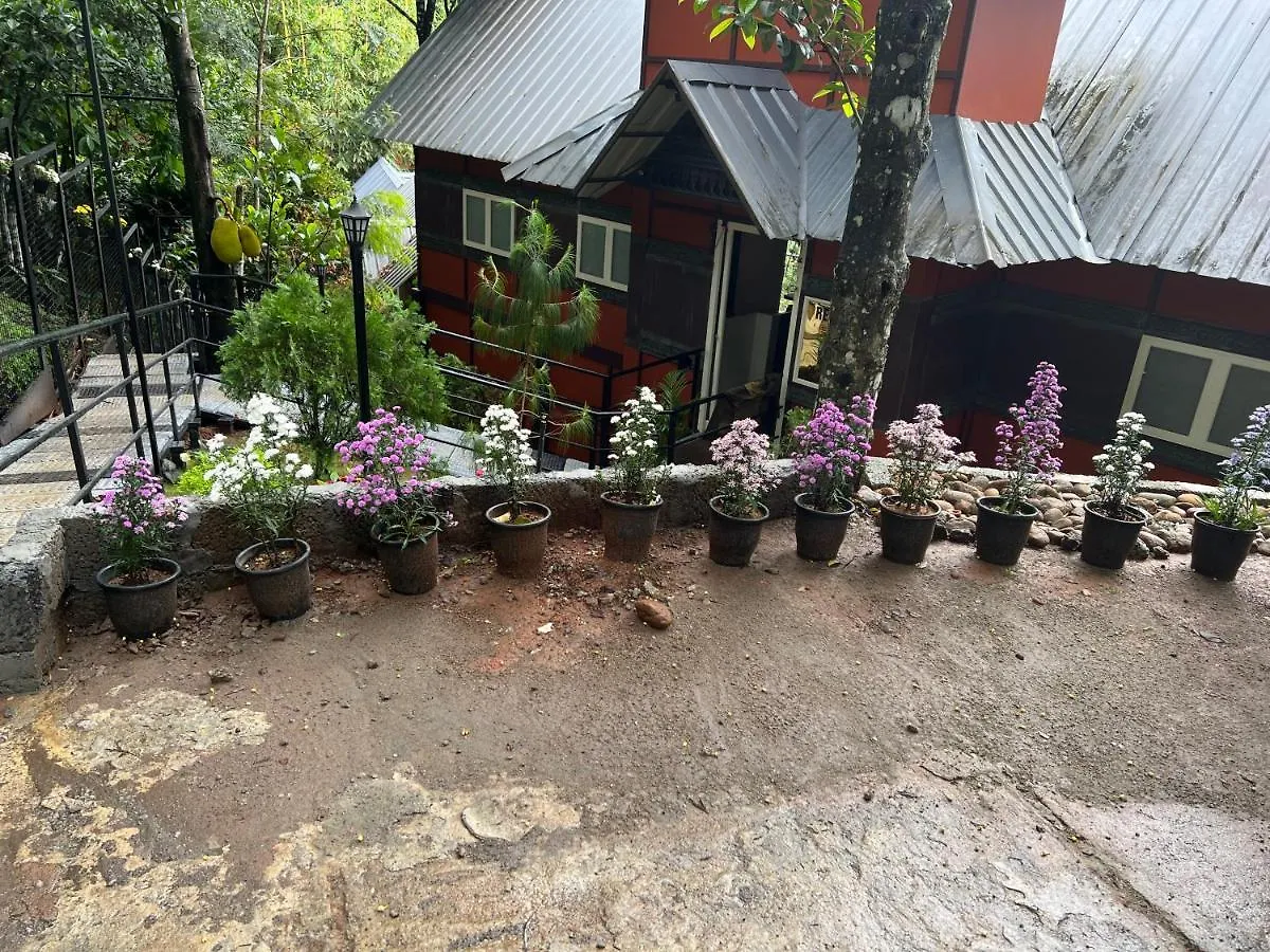 Santhi Hill View Resort Munnar